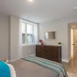 Pristine 3 Bdrm - Garage Parking - Close To Upenn