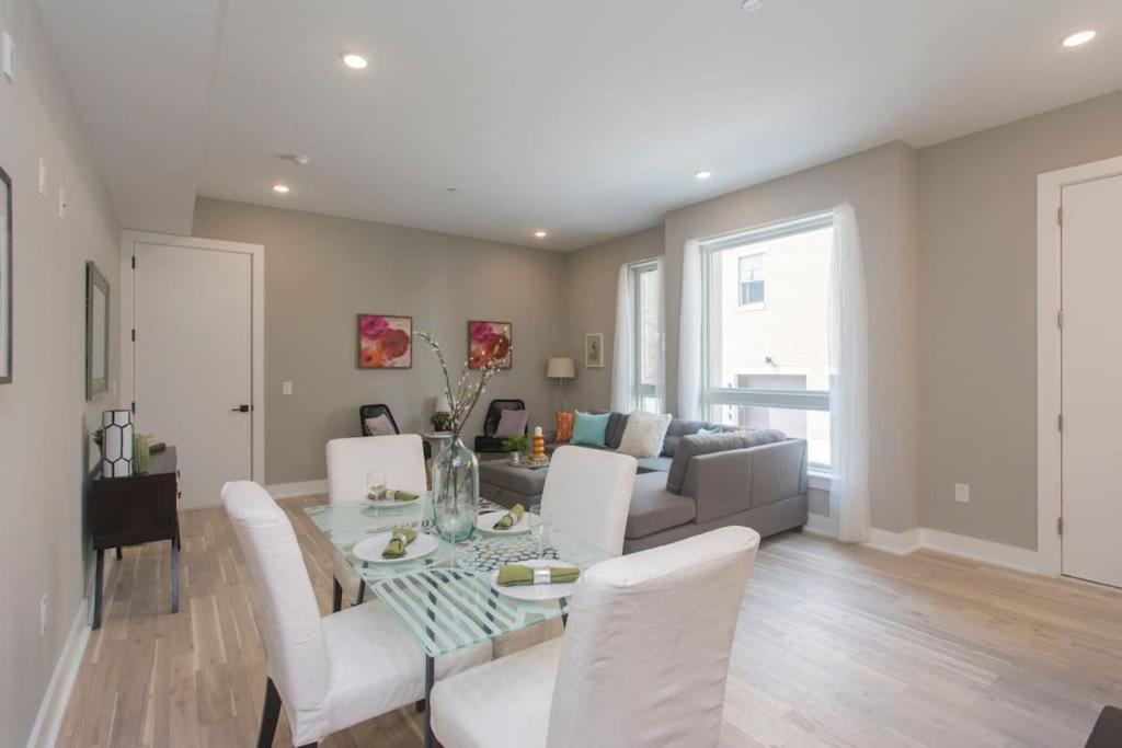 Pristine 3 Bdrm - Garage Parking - Close To Upenn Apartment *
